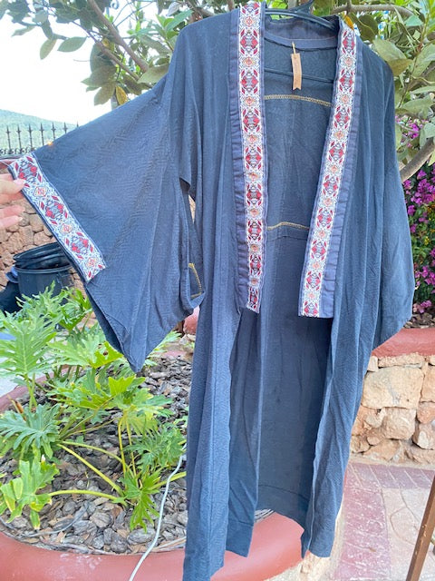 kimono noir texturé